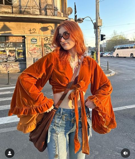 Orange Boho Outfit, Orange Bell Sleeve Top, Fire Clothes Aesthetic, Orange Western Outfit, 90s Disco Outfit, 70s Outfit Aesthetic, Orange Aesthetic Outfits, Orange Fashion Aesthetic, Cute Orange Outfit