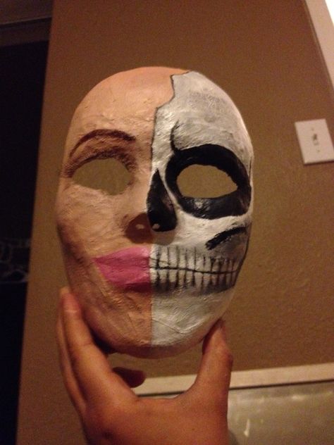 Plaster Masks Ideas, Plaster Face Mask Art, Plaster Mask Designs, Plaster Mask Ideas, Plaster Mask, Paper Plate Masks, Skeleton Mask, Half Smile, Drama Masks