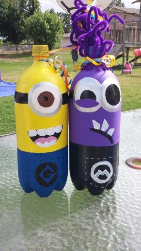 Minion balloon weights! Diy Minion Balloons, Minion Diy Decorations, Diy Minion Birthday Party Decor, Diy Minion Party Decorations, Diy Minion Birthday Party, Minion Party Decorations, Minion Balloons, Minions Birthday Theme, Minion Decorations