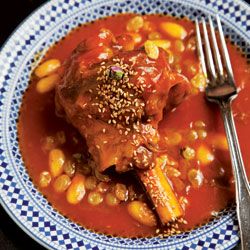 One pot meals Moroccan Dish, Braised Lamb Shanks Recipe, Best Lamb Recipes, Lamb Shank Recipe, Braised Lamb Shanks, Lamb Kebabs, Moroccan Dishes, Braised Lamb, Lamb Dishes