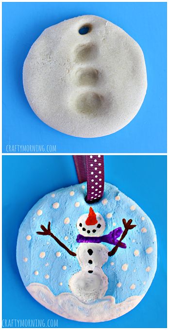 Salt Dough Fingerprint Snowman Ornament #Christmas Craft for kids to make! Great gift idea Crafty Ornaments, Greek Ideas, Salt Dough Christmas Ornaments, Christmas Sunday, Diy Schneemann, Jul Diy, Tree Slice, Fun Christmas Crafts, Diy Ornaments