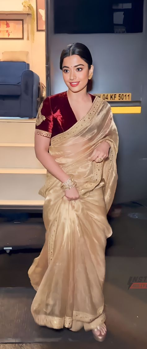 Rashmika Black Saree, Rashmika Mandana Saree Pics, Rashmika Mandana Saree, Rashmika Mandanna Saree, Saree Style, Rashmika Mandanna, Black Saree, Face Images, Angel Pictures