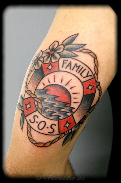 tattoo como Tattoos by Vittoria via volta,49 22100 como Life Preserver Tattoo, Life Preserver Ring, Life Buoy, Ring Tattoo, Sailor Jerry Tattoos, Tattoo Leg, Sea Tattoo, Traditional Tattoo Sleeve, Nautical Tattoo