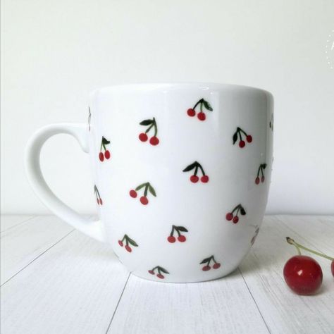 Cherry Pottery Painting, Easy Mug Painting, Coffee Cup Painting Ideas, Pottery Painting Ideas Easy Coffee Mugs, Hand Painted Pottery Mugs, Cherry Pottery, Hand Painted Mugs Ideas, Mug Painting Ideas Easy, Pottery Painting Easy