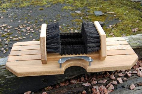 Boot Scraper, Boot Brush, Boot Storage, Ideal Kitchen, Kitchen Addition, Wood Shop Projects, Boot Room, Homemade Tools, Clean Shoes