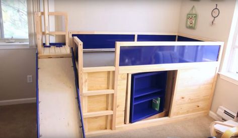 When [Eric Strong’s] son outgrew his convertible crib, he didn’t want to give it up. Needing the bed for their next youngest, [Eric] made his son a deal. He was going to build him the u… Cama Ikea Kura, Ikea Kids Bed, Cama Ikea, Ikea Kura Bed, Hack Ikea, Kura Bed, Ikea Kura, Dorm Room Hacks, Ikea Kids