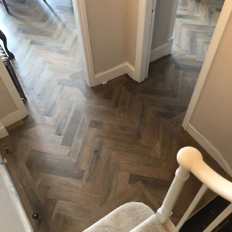 Amtico Spacia Noble Oak parquet installation Amtico Flooring Kitchen, Victorian Flooring, Wooden Floors Living Room, Amtico Spacia, Hallway Tiles Floor, Parquet Tiles, Living Room Redesign, Parquet Design, Oak Parquet