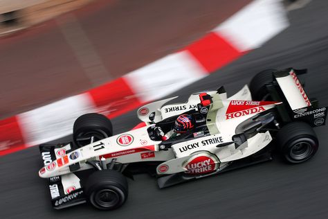 Rubens Barrichello, Honda RA106, at the 2006 Monaco GP. He swapped helmet designs with his good friend Tony Kanaan for this race only. Kanaan wore Barrichello's colours in the Indy 500, held on the same weekend Monaco Circuit, Honda F1, F1 Monaco, Ferrari Poster, Monaco Gp, Monaco Grand Prix, American Racing, Formula Racing, Formula 1 Car