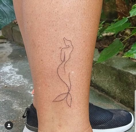 Ariel Tattoo Ideas, Mermaid Tail Tattoo Simple, Fine Line Mermaid Tattoo, Simple Mermaid Tattoo, Mermaid Tail Tattoo, Small Mermaid Tattoo, Peter Pan Mermaids, Ariel Tattoo, Pig Tattoo