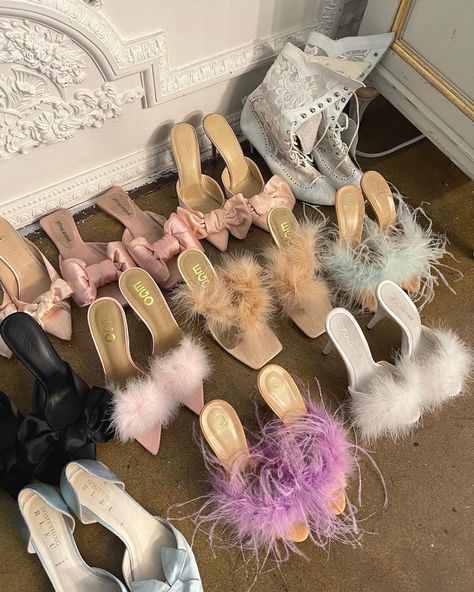 Fluffy White Kitten, White Kitten Heels, Fluffy Heels, Fluffy Sandals, Fur Heels, Black Slippers, Elegant Heels, High Heel Slippers, Black Slides