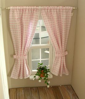 The curtains in my dollhouse | Flickr - Photo Sharing! Dollhouse Curtains Diy How To Make, Dolls House Curtains, Barbie House Ideas, Dollhouse Diy Ideas, Mini Curtains, Dollhouse Curtains, Doll House Curtains, Barbie House Furniture, Diy Barbie House