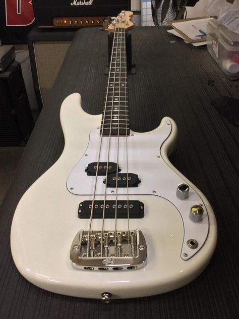 An SB-2 in Pearl White, 3-ply white guard, rosewood board, Clear Satin neck finish. White Bass Guitar, Groove Theory, White Electric Guitar, Bass Ukulele, All About That Bass, Guitar Obsession, Cool Electric Guitars, Garage Band, Bass Guitars