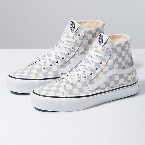 Vans Shoes High Tops, Vans Shoes Women, Cute Vans, Vans Checkerboard, Cool Vans, Fresh Shoes, Vans Sk8 Hi, High Top Vans, Aesthetic Shoes