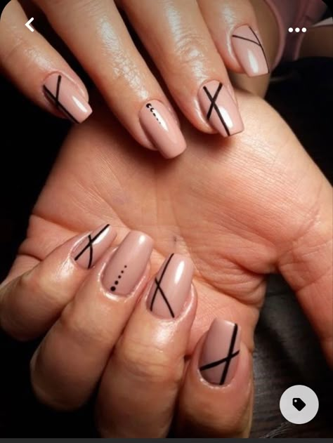 Line Nail Designs, Summer Nails Art, Line Nail Art, To Try, Subtle Nails, Stylish Nails Designs, Need To, Lines On Nails, Work Nails