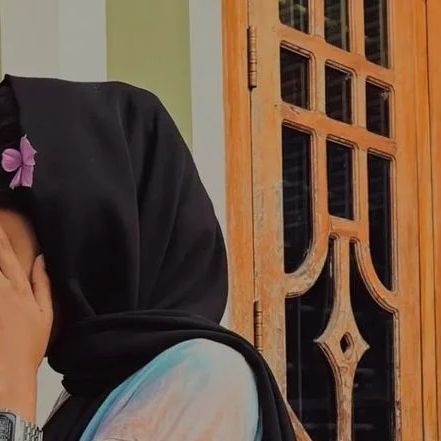 Full Picture Poses Hide Face, Hide Pose, Dp Profile, Hijab Hipster, Muslimah Photography, Instagram Profile Pic, Hide Face, Girly Dp, Qur'an Photography