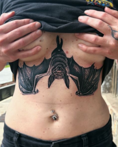 Spooky bat stomach tattoo 🦇 stomachs/ribs are some of the most painful spots to get tattooed but my client Natasha sat like a badass 💪🏼 Bat Tattoo Cover Up, Bat Tattoo Ribs, Bat Stomach Tattoo, Sternum Bat Tattoo, Bat Back Tattoo, Fruit Bat Tattoo, Pelvic Tattoo, Bat Tattoos, Stomach Tattoo