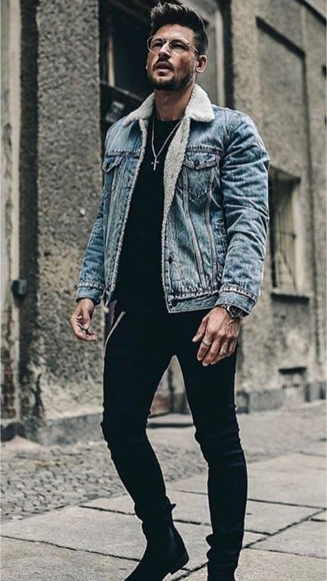 23 Jeans jacket outfits youll love! #groomoutfit #groom #outfit #jeans Jean Jacket Outfits Men, Casual Tshirt Outfit, Clothing Tips, Jean Jacket Outfits, Mens Fashion Casual Winter, Denim Jacket Outfit, Denim Jacket Fashion, Stylish Winter Outfits, Stylish Men Casual