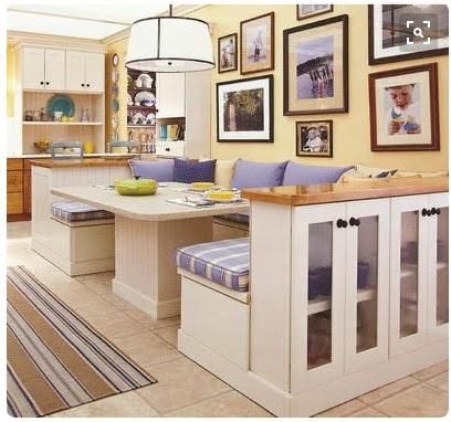 The Dreaded Half Wall! - Paperblog Dining Room Booth, Kitchen Booth, Kitchen Booths, Banquette Design, Kitchen Banquette, Kitchen Seating, Casa Vintage, Banquette Seating, Kitchen Benches