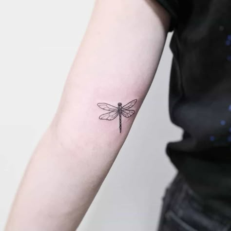 Dragonfly Tattoo Inspiration – Self Tattoo Black Dragonfly Tattoo, Dragonfly Tattoo Minimalist, Dragonfly Tattoo Wrist, Minimalistic Dragonfly Tattoo, Minimal Dragonfly Tattoo, Dainty Dragonfly Tattoo Simple, Dragonfly Tattoo Simple, Detailed Dragonfly Tattoo, Tiny Dragonfly Tattoo