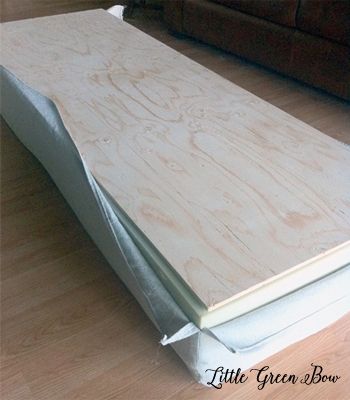 Sofa Bed Diy, Build Your Own Sofa, Diy Sofa Bed, Mattress Couch, Diy Furniture Building, Murphy Bed Plans, Upholstered Couch, Couch Diy, Diy Couch