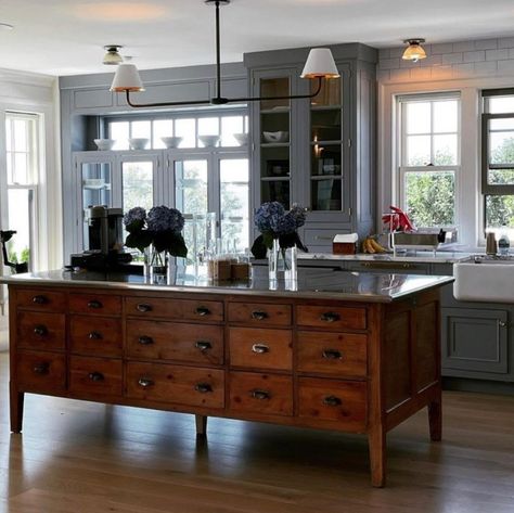 Antique Kitchen Island, Wood Kitchen Island, Freestanding Kitchen, New House - Kitchen, Antique Kitchen, Kitchen Dinning, Antique Table, Kitchen Islands, Beautiful Kitchens