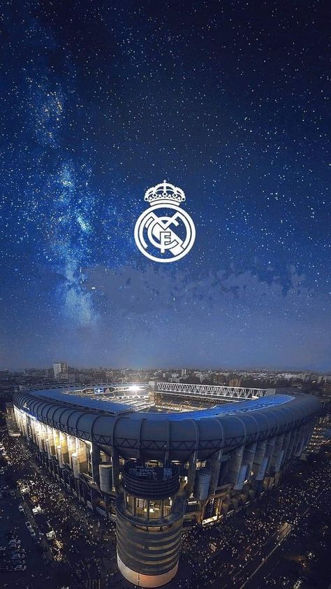 Soccer Wallpaper Real Madrid, Soccer Wallpaper Stadium, Real Madrid Profile Picture, Football Images Pictures, Football Wallpaper Real Madrid, Real Madrid Wallpapers Laptop, Aesthetic Soccer Wallpaper, Real Madrid Wallpapers Iphone, Hala Madrid Wallpaper