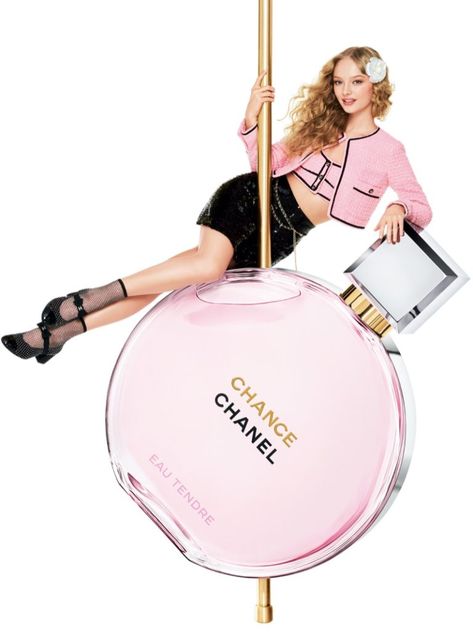 Chanel's Chance Perfume Ad Embraces Playful Luxury Perfume Chanel, French Girl Aesthetic, European Summer Aesthetic, Chanel Chance, Mademoiselle Chanel, Perfume Ad, Nyc Aesthetic, Chanel Perfume, Steven Meisel