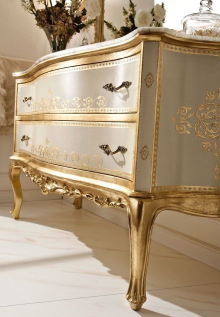 Deco Paint Furniture, Andrea Fanfani, Metallic Painted Furniture, French Painted Furniture, Glam Furniture, Furniture Handmade, Furniture Refinishing, Furniture Renovation, Furniture Redo