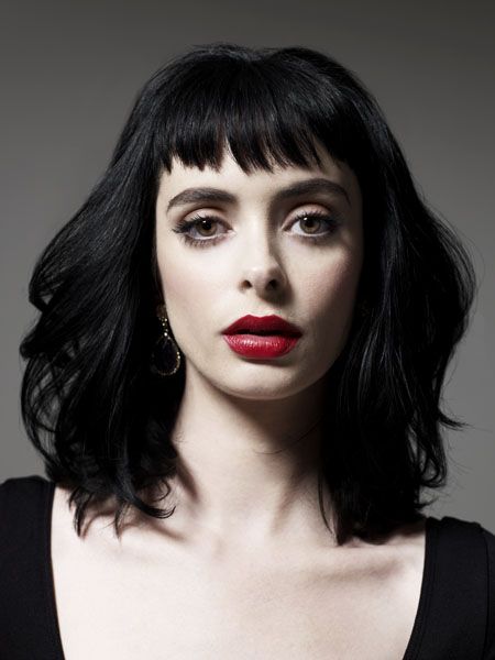 THE STYLISH UNDERGROUND: KRYSTEN RITTER Kristin Ritter, Face Framing Hair, Krysten Ritter, Hair Maintenance, Pale Skin, Red Lipstick, Breaking Bad, Cut And Color, Hairstyles With Bangs