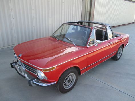 Learn more about Baur Conversion: tii Powered 1972 BMW 2002 on Bring a Trailer, the home of the best vintage and classic cars online. E36 Sedan, Limo Driver, Driving Lessons, Bmw 2002, Bmw Series, German Cars, Bmw Cars, Classic Cars Online, Rear Window