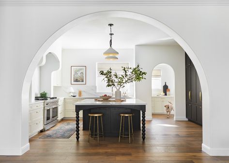 Spanish themed kitchen - Mediterranean - Kitchen - Las Vegas - by Design by Numbers / Rebecca Zajac LLC | Houzz Modern Spanish Kitchen, Kitchen Mediterranean, Modern Spanish Style, Spanish Kitchen, Colonial Kitchen, Mediterranean Kitchen, Beautiful Kitchen Designs, Themed Kitchen, Kitchen Range Hood