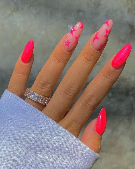 70 Cute Summer Nail Designs to Inspire You New Years Pink Nails, Bright Sparkle Nails, Fun New Years Nails, Neon Holiday Nails, Fun Colored Nails, One Nail Different Color, Fun Pink Nail Designs, Summer Nails Sparkle, Nails Inspiration Minimalist