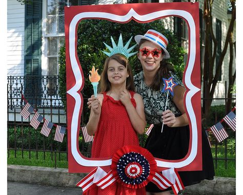 Patriotic Photo Booth, Merica Monday, Hoa Ideas, Easy Accessories, America Theme, 4th Of July Photos, Deployment Gifts, Independance Day, July Ideas