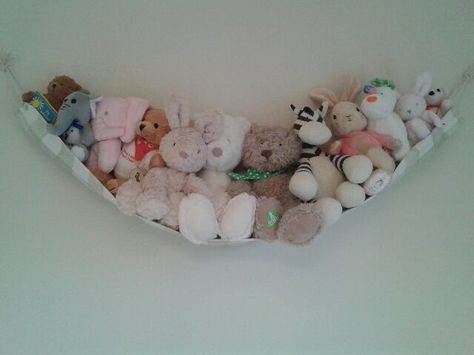 Teddy bear hammock Diy Teddy Bear Storage, Diy Teddy Bear Hammock, Teddy Bear Storage Ideas, Teddy Organization Storage Ideas, Teddy Shelf, Teddy Bear Organization Ideas, Teddy Bear Shelf, Crochet Teddy Hammock, Teddy Bear Hammock