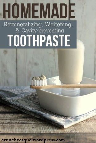 Homemade Toothpaste Recipe, Diy Teeth, Diy Toothpaste, Toothpaste Recipe, Homemade Toothpaste, Pasta Dental, Whitening Toothpaste, Homemade Bath Products, Teeth Care