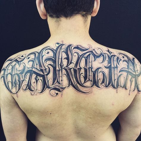 “GARCIA... Done Today By  @orks_tattoos  Super Clean Lettering Style and Execution! #orkstattoos #utgink #letterstoliveby #la” Name Tattoos On Back, Chest Tattoo Lettering, Last Name Tattoos, Writing Patterns, Old English Tattoo, Different Styles Of Tattoos, Tattoo Lettering Design, Stylish Tattoo, Original Tattoos