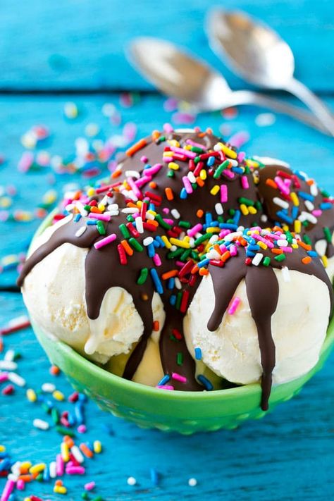 Vanilla Ice Cream With Sprinkles, Ice Cream Creations, Diy Magic Shell, Ice Cream With Toppings, Coating Chocolate, Chocolate Ice Cream Topping, Homemade Magic Shell, Magic Chocolate, Cup Ice Cream