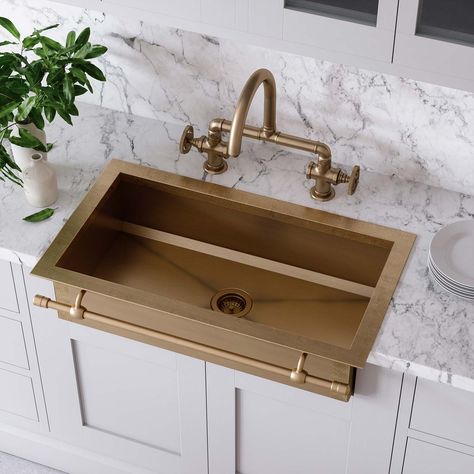 Apron-front rectangular sink - Officine Gullo Stainless Apron Sink, Kitchen Sink Ideas, Officine Gullo, L Kitchen, Brass Kitchen Sink, Modern Kitchen Sinks, Copper Kitchen Sink, Gold Faucet, Sink Ideas