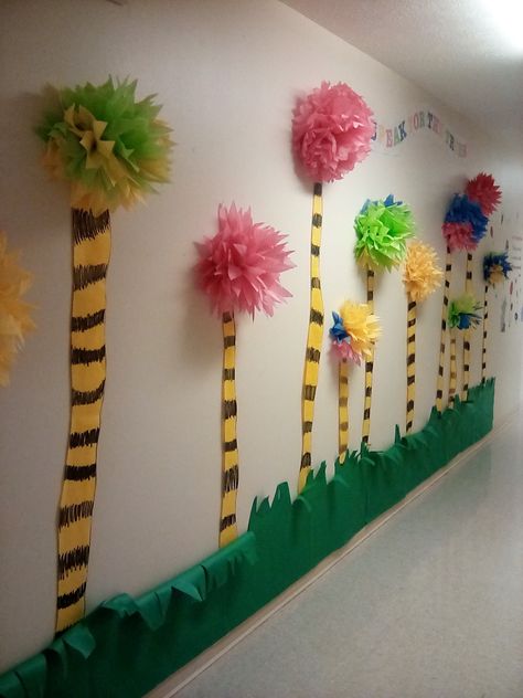 Lorax Decoration Ideas, The Lorax Crafts, Lorax Decorations, Lorax Crafts, Dr Seuss Classroom Door Decorations, Grinch Bathroom, Doctor Suess Classroom, Dr Seuss Classroom Theme, Lorax Craft