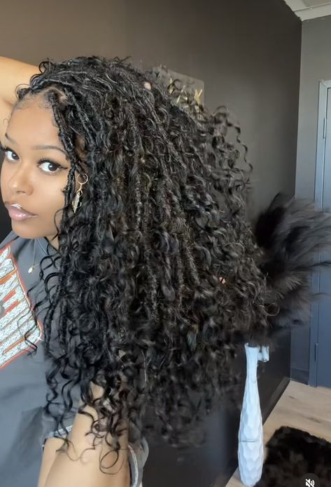 Vacation Faux Locs, Let Sleeves Women, Curly Boho Locs, Locs With Boho Curls, Faux Loc Bangs, Styles For Soft Locs For Women, Mermaid Locs On Real Locs, Curly Hair With Locs, Short Boho Soft Locs