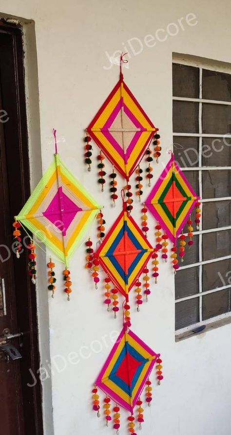 Check out this item in my Etsy shop https://www.etsy.com/listing/967867364/decorative-kites-lot-indian-decoration Diy Festive Decor Indian, Traditional Decoration Indian, Festival Decorations Indian, Teej Festival Decoration, Kites Diy, Diwali Hangings, Diy Kite Decorations, Sankranti Decoration, Holi Decoration