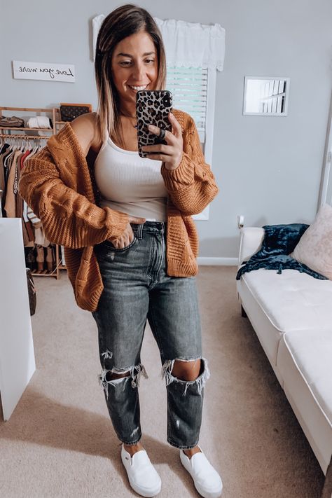 Amazon sweater Fall fashion Sweater And Mom Jeans Outfit, Winter Ripped Jeans Outfit, Fall Fashion 2023 Midsize, Fall Fashion 2023 Women In 30s, Fall Outfits With Mom Jeans, 57 Degree Weather Outfit, Amazon Outfits Women Fall 2022, Curvy Fall Outfits 2022, Amazon Fall Fashion 2023