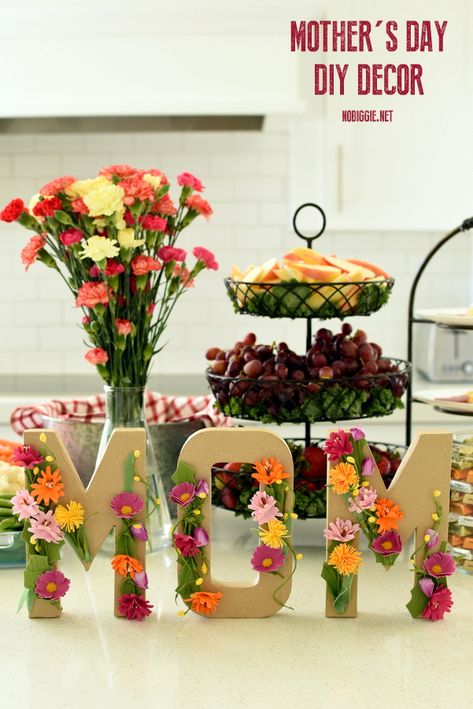 Mother's Day Brunch Decor | NoBiggie Mothers Day Brunch Decorations, Easter Brunch Decorations, Bridal Brunch Food, Brunch Decorations, Home Brunch, Brunch Tablescape, Brunch Decor, Paper Mache Letters, Buffet Decor