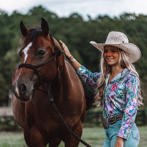 Barrel Racing Photos, Rodeo Fits, Fallon Taylor, Horses Photography, Wild Horses Photography, Horse Wedding, Barrel Racer, Cowgirl Aesthetic, Horse Aesthetic