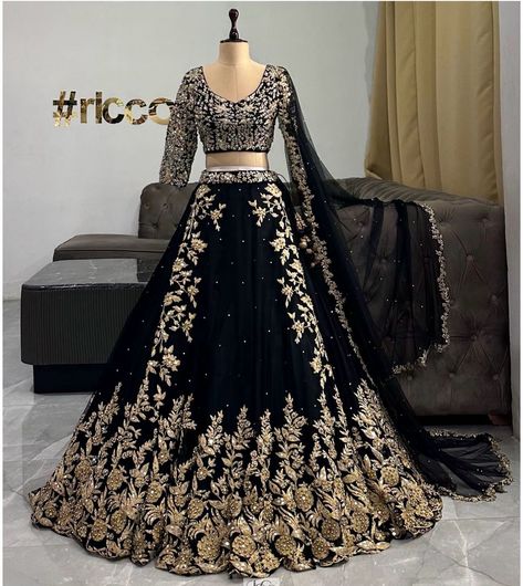 🔥DM for enquiry🔥 🌹To Order WhatsApp @8660258336 🌹Visit our website @www.astylo.in #trending #trending#summer#suits #cottoncollection #partyweardress #party #gowns #onepiece #instareels#instagram #supportsmallbusiness#coordset #trending #coordset #sareelove #saree Black Bridal Lengha, New Design Lehenga, Design Lehenga, Latest Bridal Lehenga Designs, Baju Kahwin, Bridal Lehenga Designs, Latest Bridal Lehenga, Cotton Lehenga, Black Lehenga