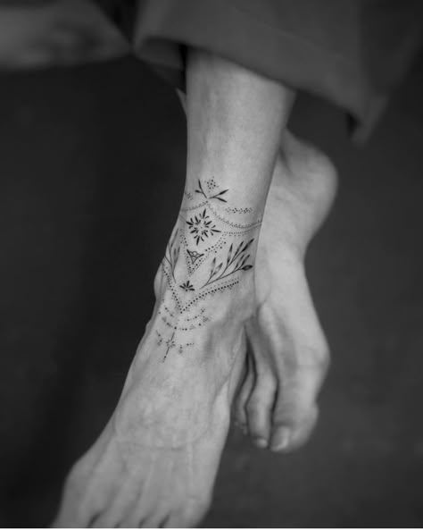 Fine Line Tattoos Forearm, Ankle Ornamental Tattoo, Ornamental Ankle Tattoo, Ornamental Foot Tattoo, Ankle Tattoos For Women, Boho Tattoos, Anklet Tattoos, Dot Tattoos, Foot Tattoos For Women