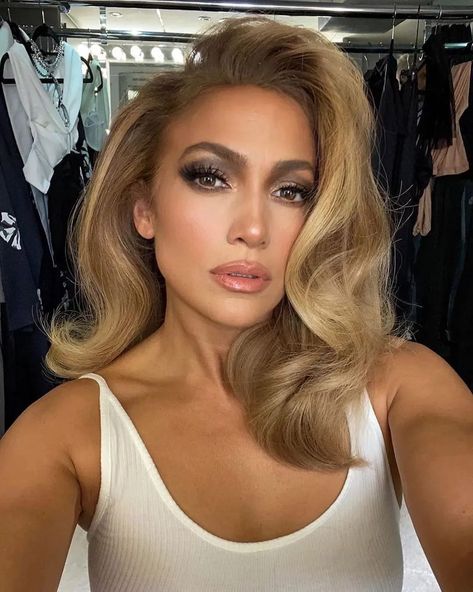 Jlo Hair, Jennifer Lopez Hair, Woman Images, Bombshell Hair, Pic Beautiful, Glamour Hair, Hollywood Hair, Glam Hair, Long Blonde