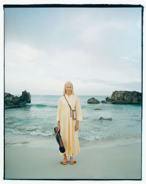 Beach Campaign Editorial, Jil Sander Summer, Jil Sander Editorial, Summer Campaign Fashion, Nikki Mcclarron, Jil Sander Campaign, Beach Campaign, Neutral Knitwear, Beach Fashion Editorial