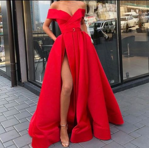 The billionaire's savior - Chapter 17 - Wattpad Backless Long Dress, Boho Dresses Long, Prom Dresses With Pockets, Club Party Dresses, Red Prom, Satin Prom Dress, Maxi Robes, Summer Party Dress, Red Prom Dress