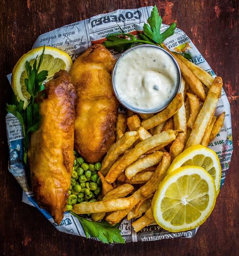 Classic Fish & Chips Classic Fish And Chips Recipe, Dennis Prescott, Fish N Chips Recipe, Beer Battered Fish, Fish N Chips, Fish And Chip Shop, Beer Battered, Battered Fish, Cooking Seafood